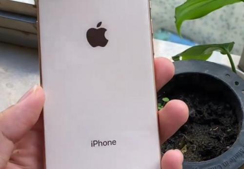 iPhone手机class="ke_fpic"
