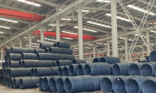 IDC: 预计今年全球智能手机出货量下降3.2% 明年将实现6%正增长