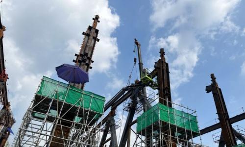 中国五冶深圳玉塘文体中心项目体育馆项目钢结构顺利封顶完工